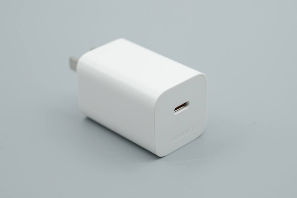 Teardown of Huawei SuperCharge 66W GaN Charger for Mate 80 (HW-110600C05)-Chargerlab