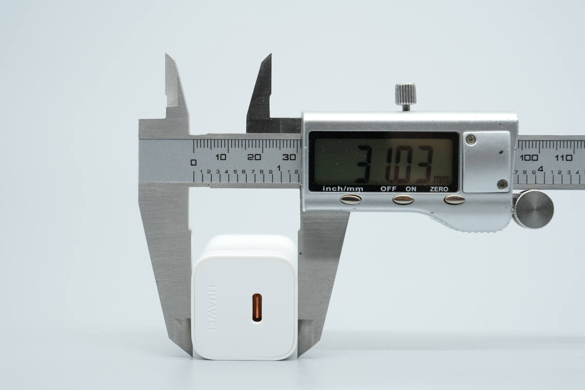 Teardown of Huawei SuperCharge 66W GaN Charger for Mate 80 (HW-110600C05)-Chargerlab