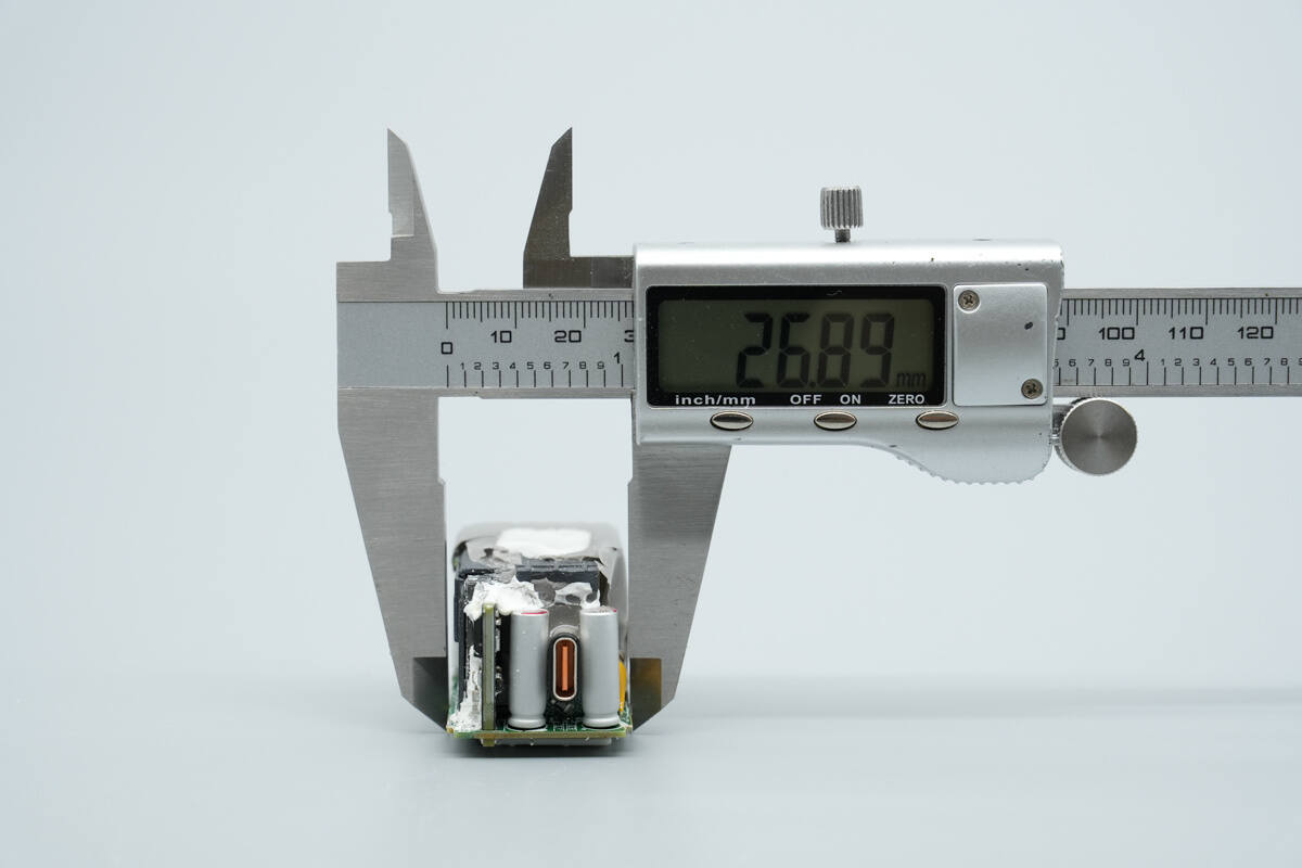 Teardown of Huawei SuperCharge 66W GaN Charger for Mate 80 (HW-110600C05)-Chargerlab