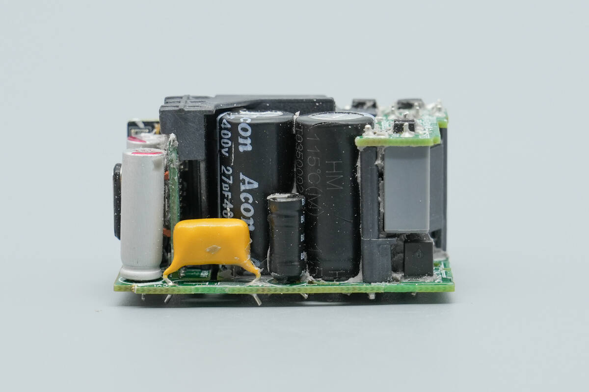 Teardown of Huawei SuperCharge 66W GaN Charger for Mate 80 (HW-110600C05)-Chargerlab