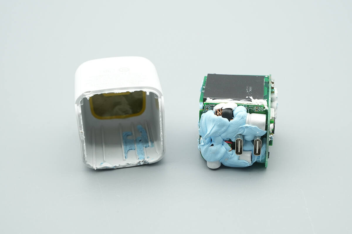 Teardown of Belkin BoostCharge Pro Dual USB-C 67W GaN Wall Charger (WCH020yz)-Chargerlab