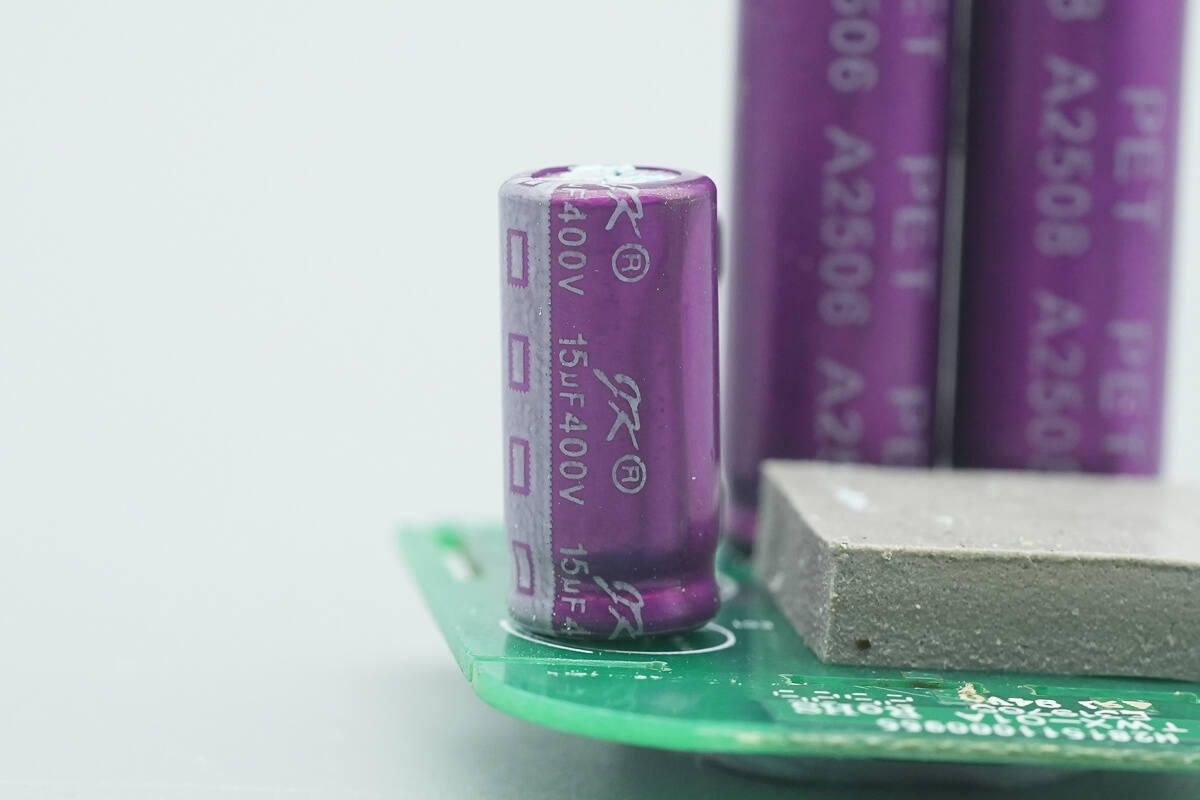 Teardown of Belkin BoostCharge Pro Dual USB-C 67W GaN Wall Charger (WCH020yz)-Chargerlab