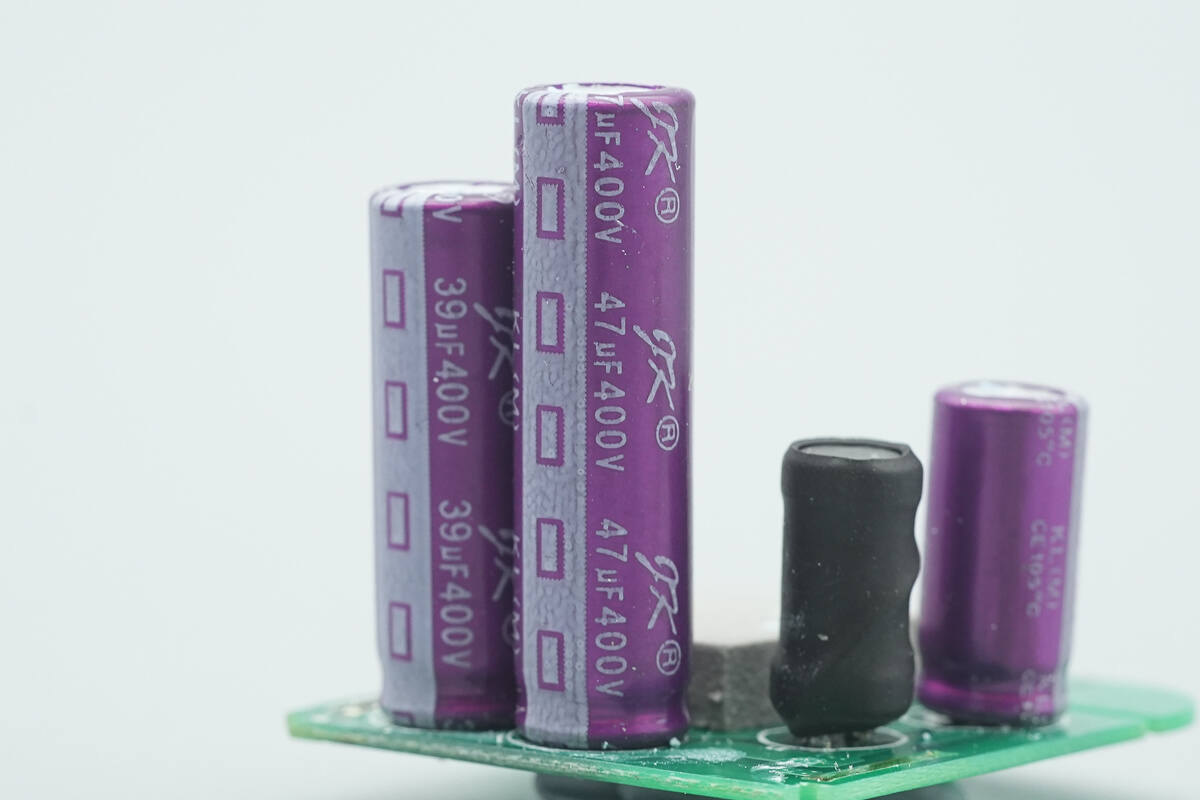 Teardown of Belkin BoostCharge Pro Dual USB-C 67W GaN Wall Charger (WCH020yz)-Chargerlab