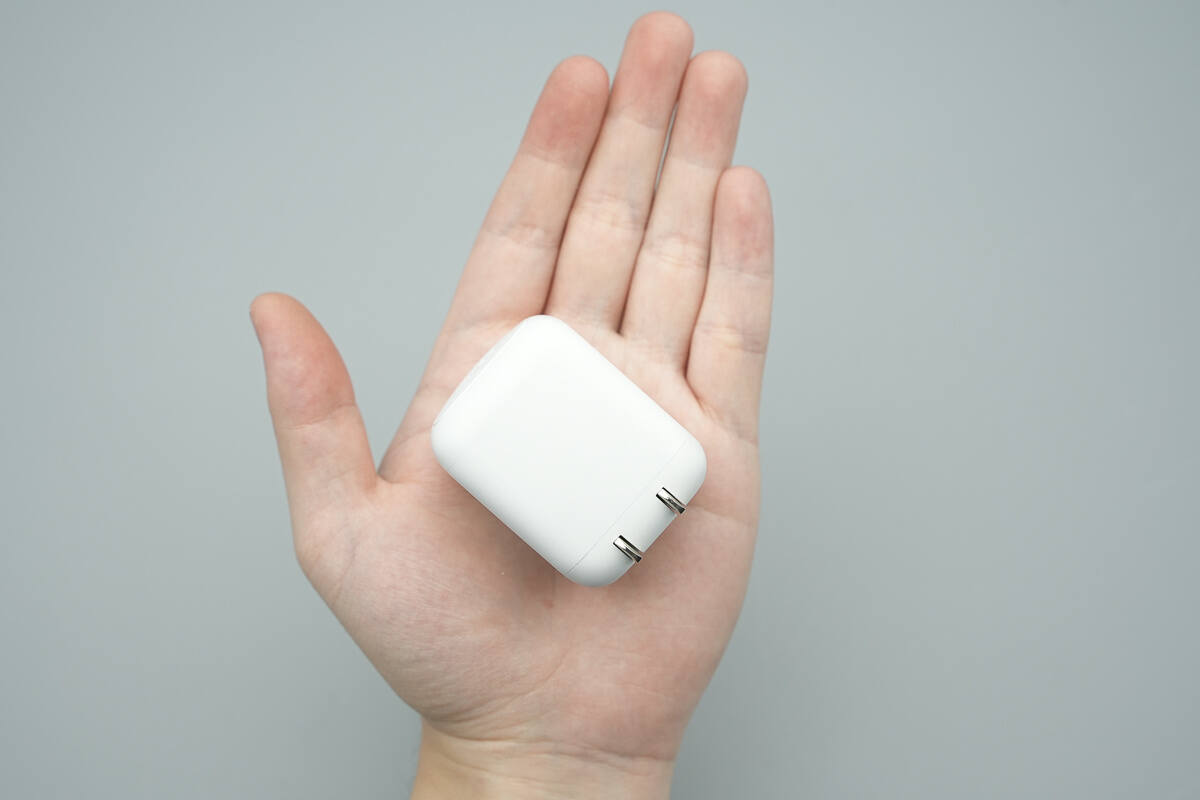 Teardown of Belkin BoostCharge Pro Dual USB-C 67W GaN Wall Charger (WCH020yz)-Chargerlab