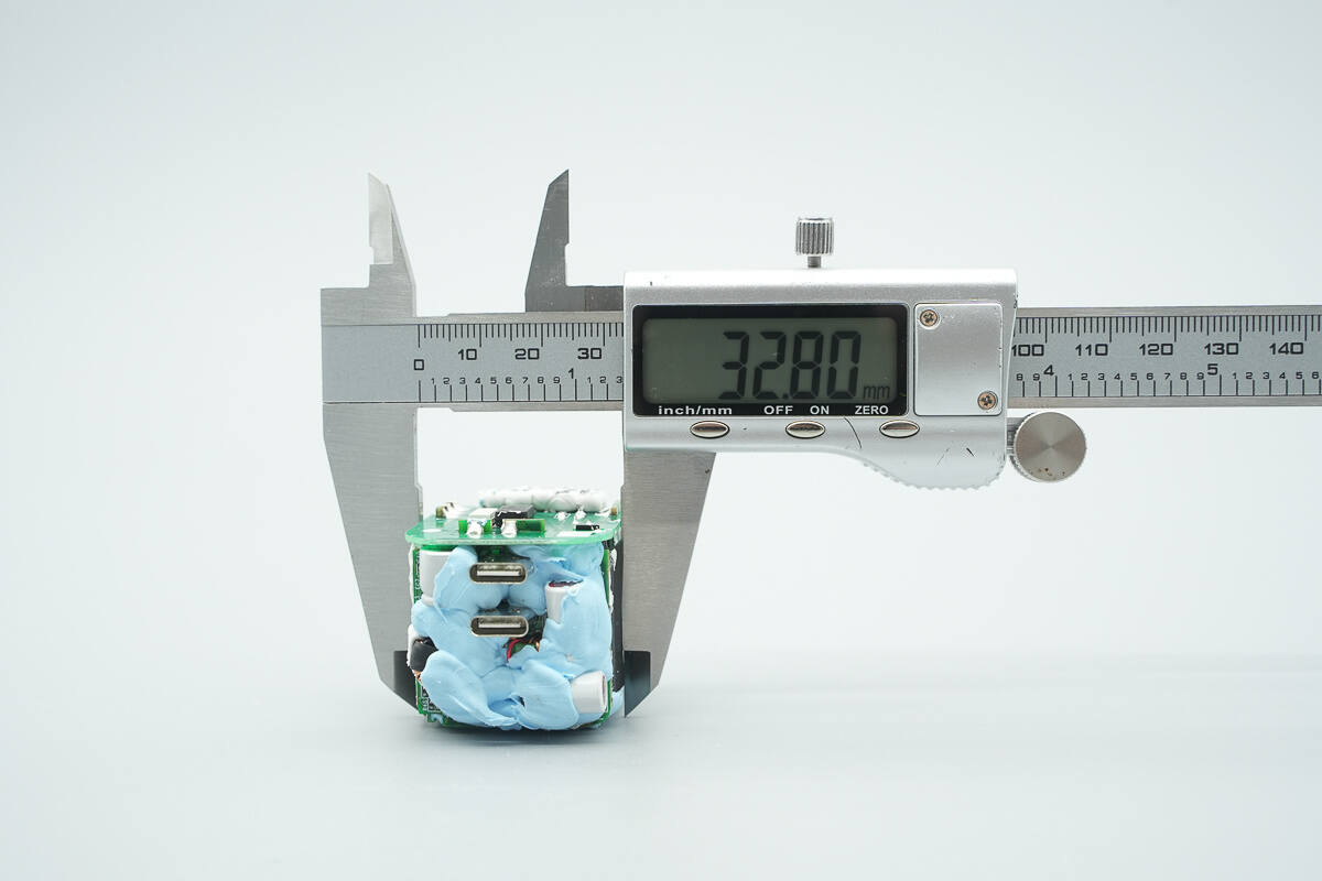 Teardown of Belkin BoostCharge Pro Dual USB-C 67W GaN Wall Charger (WCH020yz)-Chargerlab