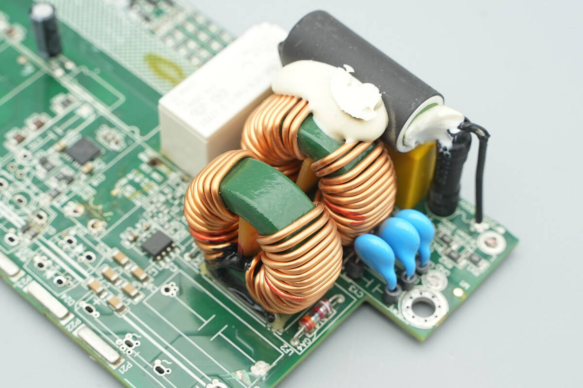 Teardown of GreatWall 3000W Platinum CRPS Power Supply (GW-CRPS3000L5R)-Chargerlab