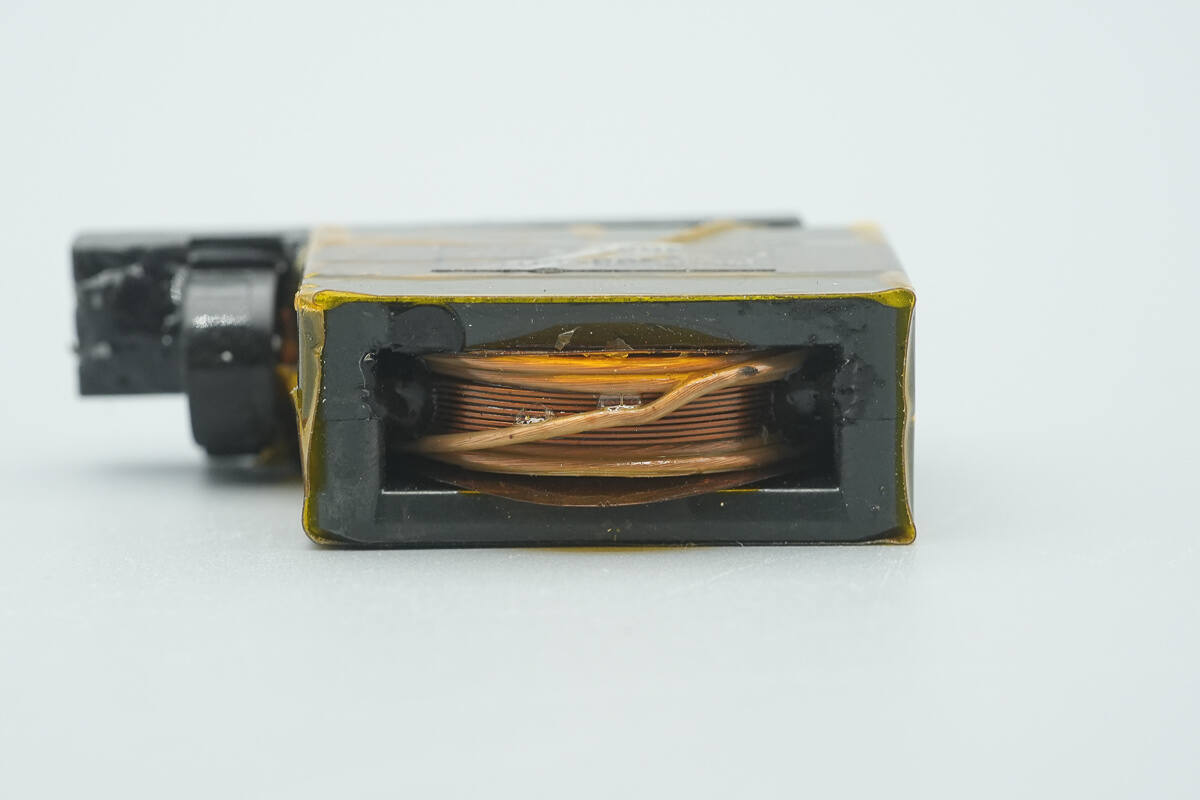 Teardown of GreatWall 3000W Platinum CRPS Power Supply (GW-CRPS3000L5R)-Chargerlab