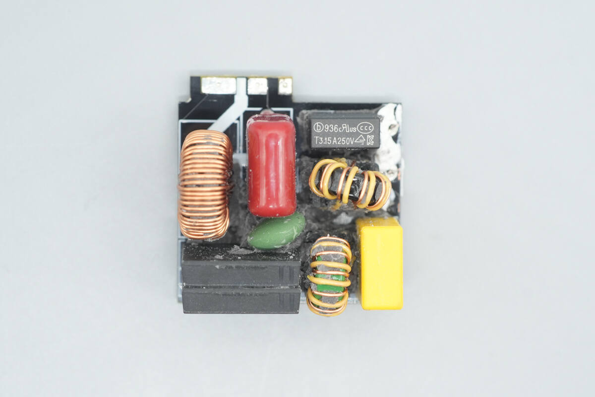 Teardown of Baseus PicoGo AH11 140W GaN Fast Charger (E01207)-Chargerlab