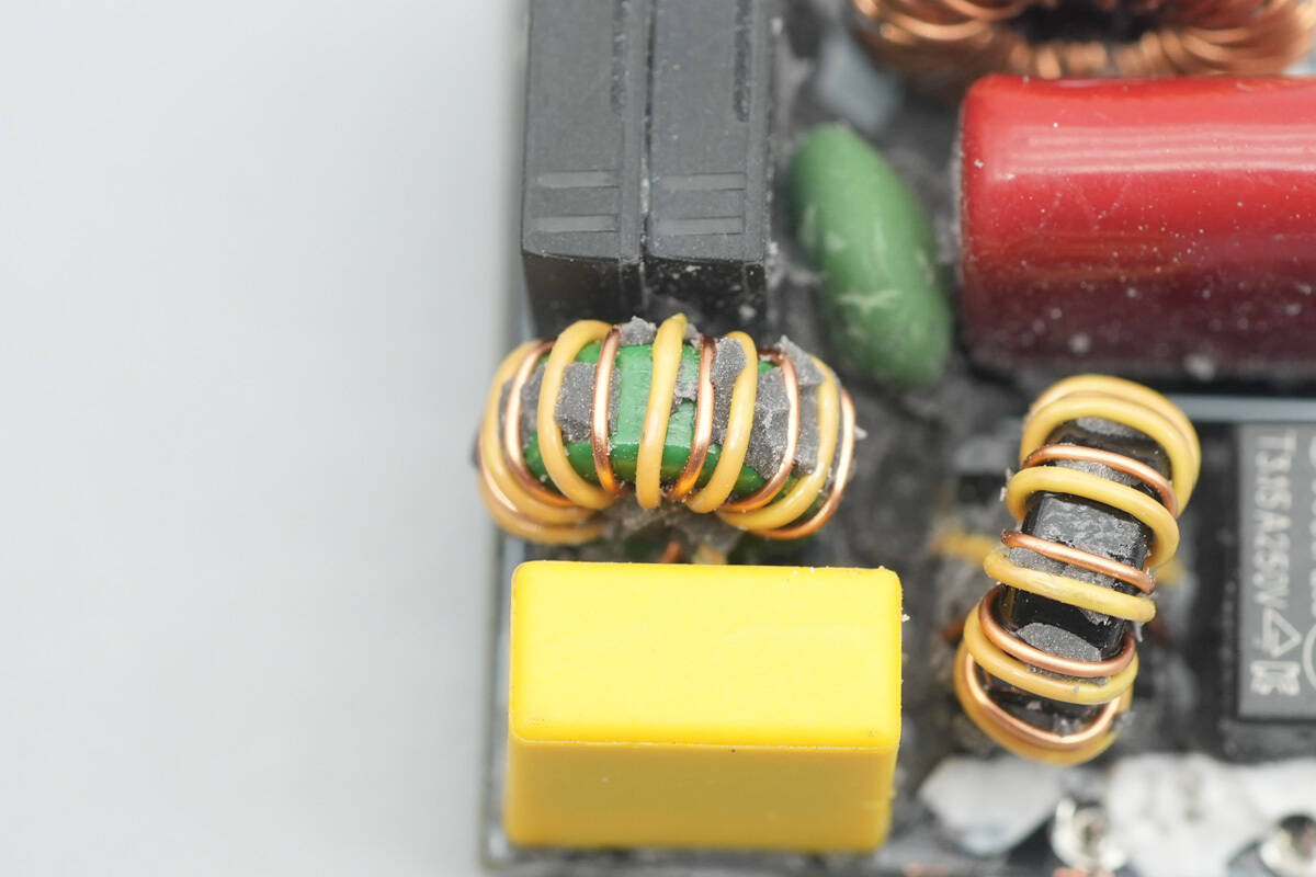 Teardown of Baseus PicoGo AH11 140W GaN Fast Charger (E01207)-Chargerlab