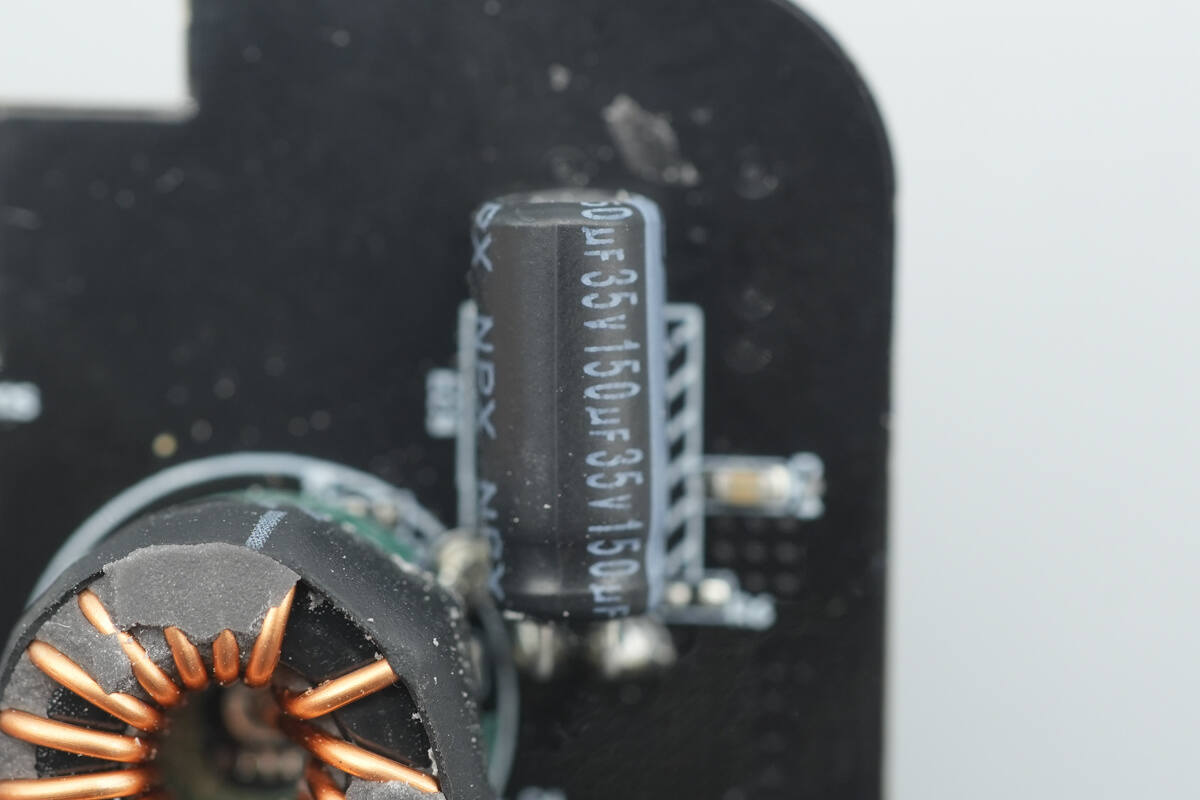 Teardown of Baseus PicoGo AH11 140W GaN Fast Charger (E01207)-Chargerlab