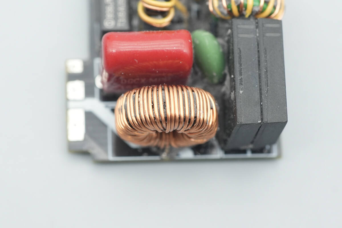 Teardown of Baseus PicoGo AH11 140W GaN Fast Charger (E01207)-Chargerlab