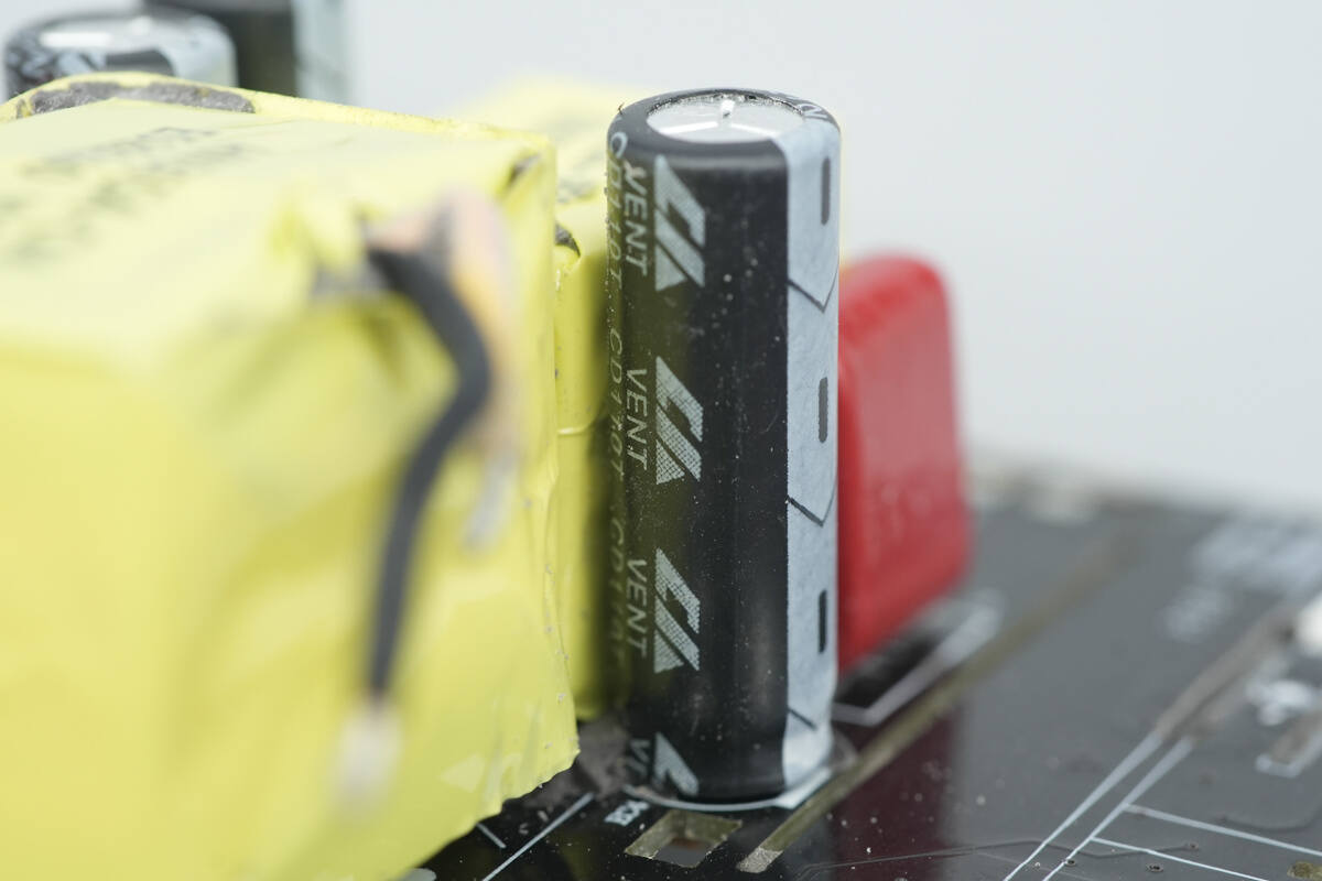 Teardown of Baseus PicoGo AH11 140W GaN Fast Charger (E01207)-Chargerlab