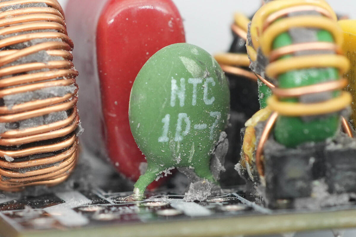 Teardown of Baseus PicoGo AH11 140W GaN Fast Charger (E01207)-Chargerlab