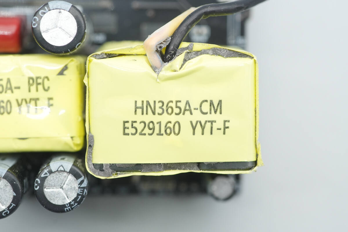 Teardown of Baseus PicoGo AH11 140W GaN Fast Charger (E01207)-Chargerlab