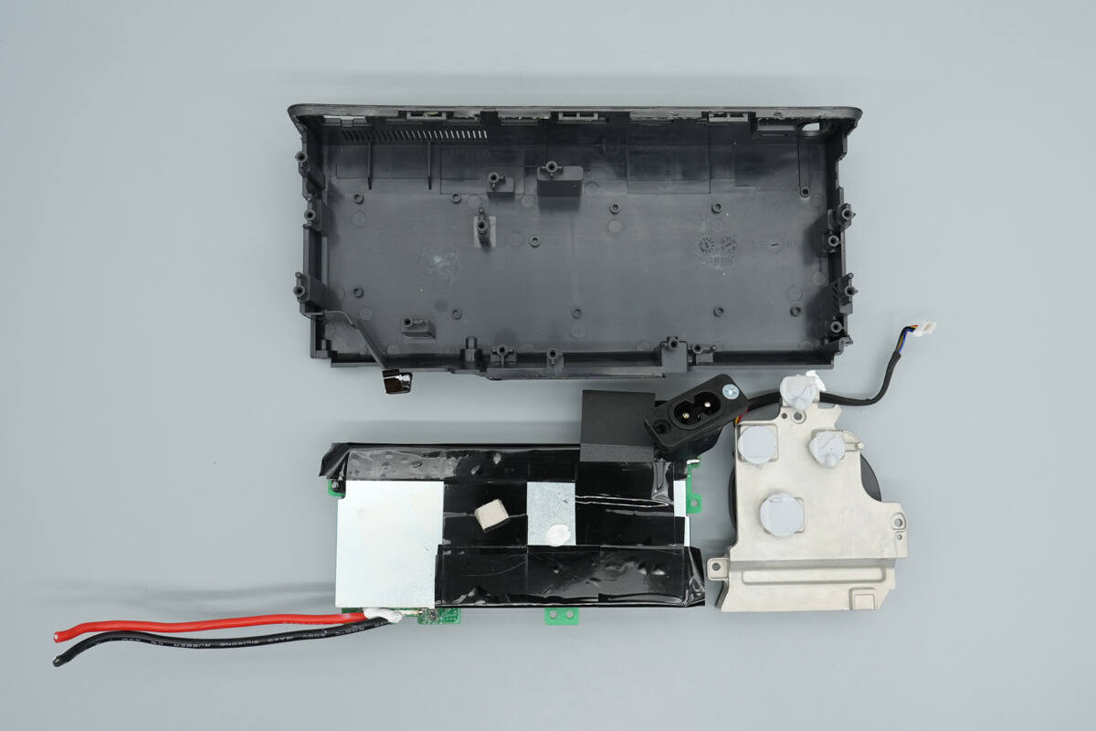 Teardown of Anker Prime 14-in-1 Docking Station (A83B3) – Black Myth: Wukong Edition-Chargerlab