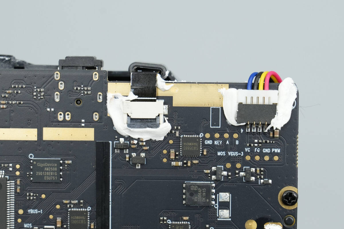 Teardown of Anker Prime 14-in-1 Docking Station (A83B3) – Black Myth: Wukong Edition-Chargerlab