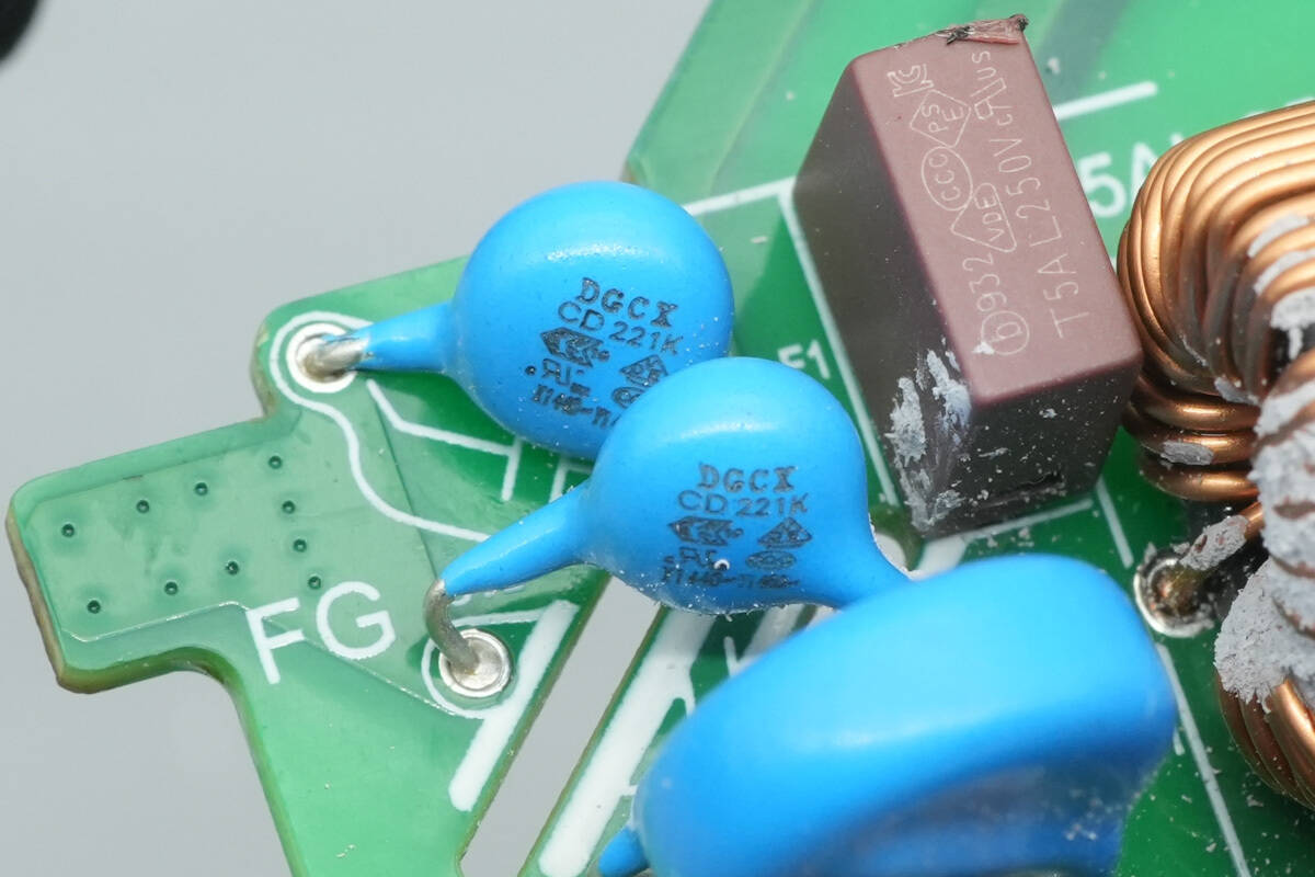 Teardown of Anker Prime 14-in-1 Docking Station (A83B3) – Black Myth: Wukong Edition-Chargerlab