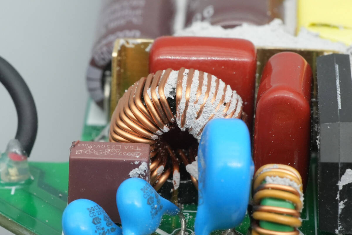 Teardown of Anker Prime 14-in-1 Docking Station (A83B3) – Black Myth: Wukong Edition-Chargerlab