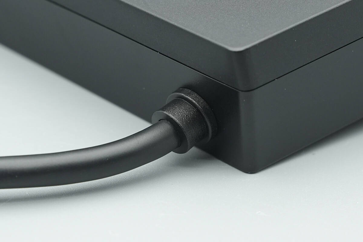 Teardown of Baseus T-Space 3rd Generation 60W GaN Charger Dock for Tesla (BS-TS017)-Chargerlab