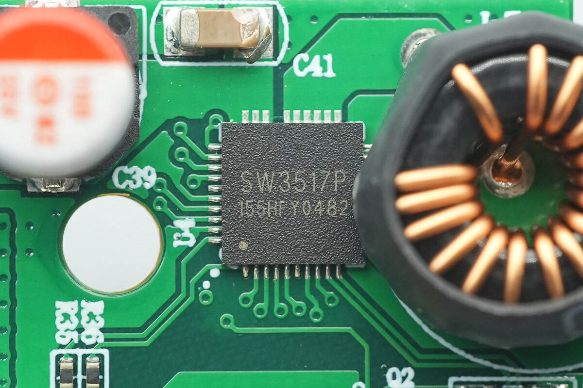 Teardown of Baseus T-Space 3rd Generation 60W GaN Charger Dock for Tesla (BS-TS017)-Chargerlab