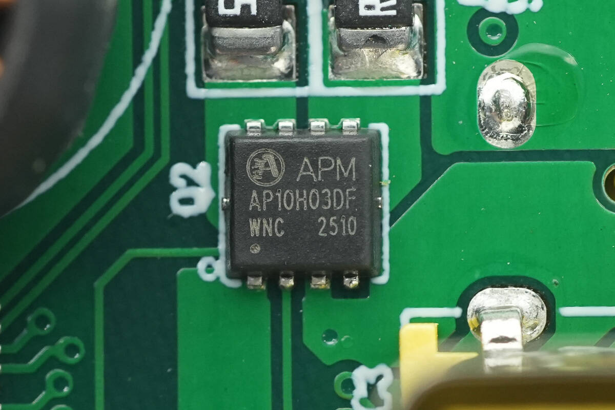 Teardown of Baseus T-Space 3rd Generation 60W GaN Charger Dock for Tesla (BS-TS017)-Chargerlab