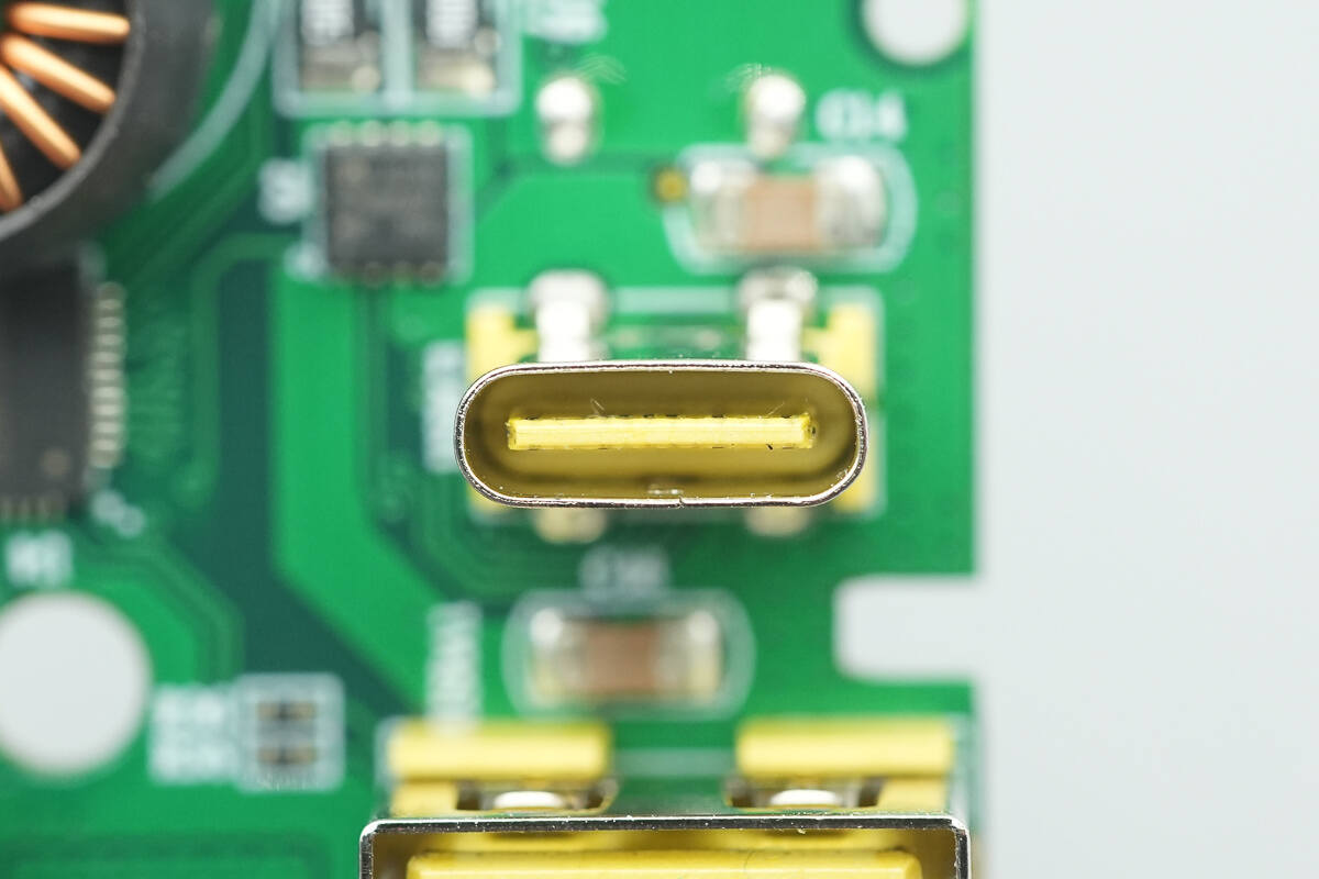 Teardown of Baseus T-Space 3rd Generation 60W GaN Charger Dock for Tesla (BS-TS017)-Chargerlab