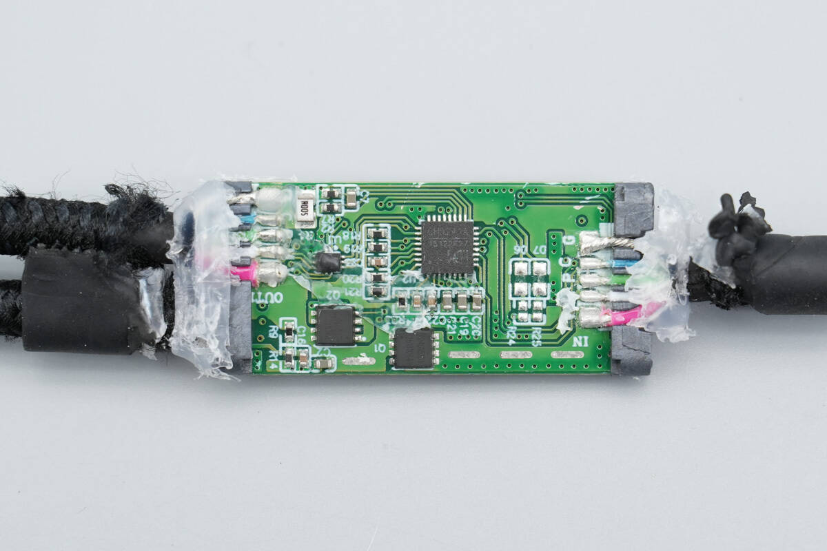 Teardown of Belkin BoostCharge Pro 140W Braided USB-C to Dual USB-C Cable (CAC004)-Chargerlab