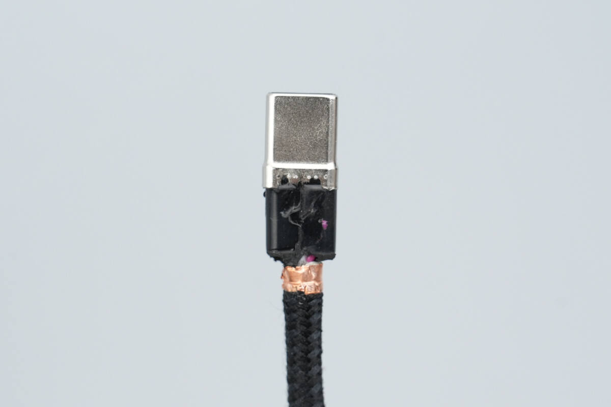 Teardown of Belkin BoostCharge Pro 140W Braided USB-C to Dual USB-C Cable (CAC004)-Chargerlab