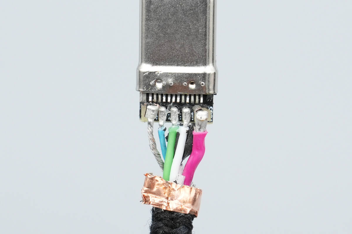 Teardown of Belkin BoostCharge Pro 140W Braided USB-C to Dual USB-C Cable (CAC004)-Chargerlab