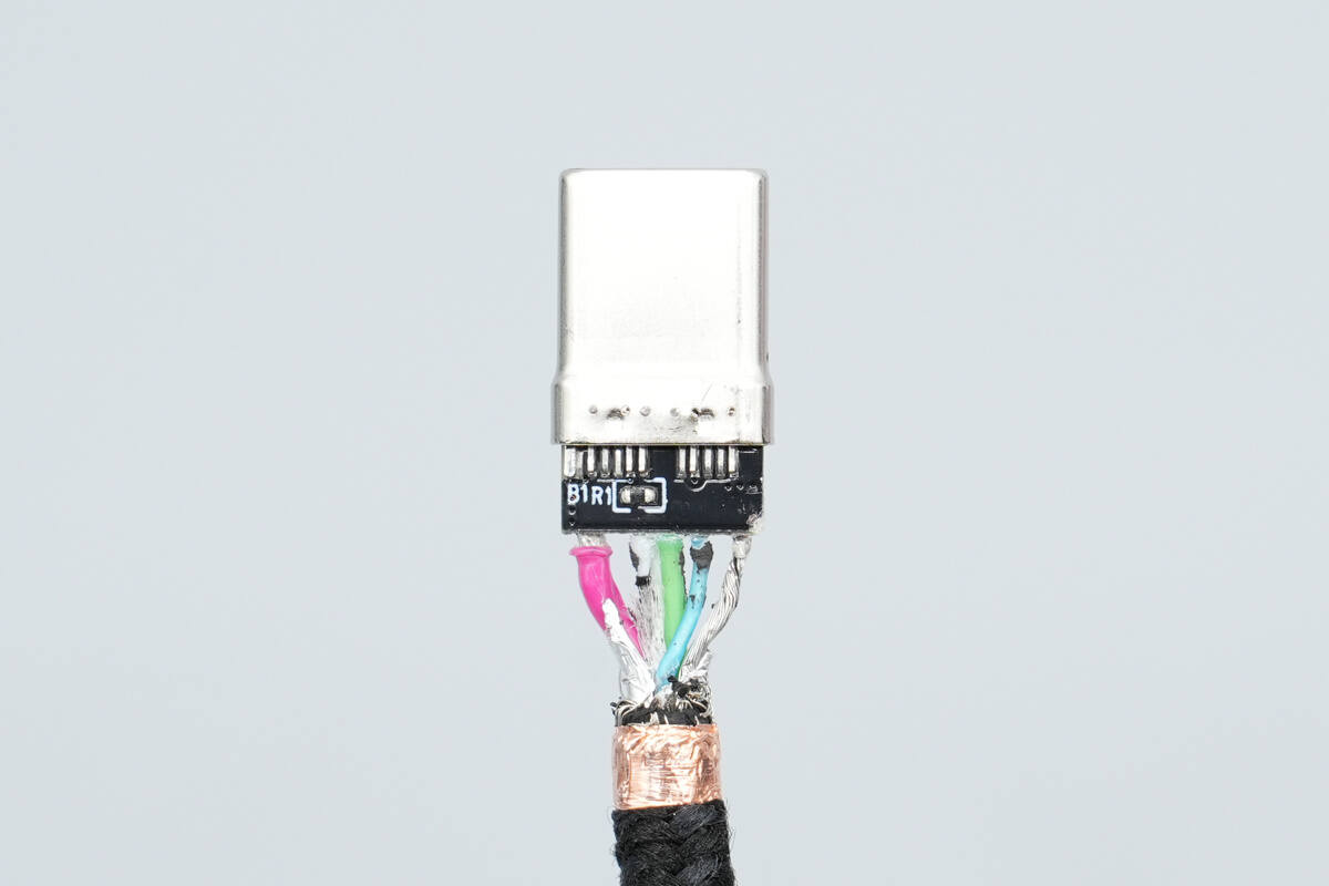 Teardown of Belkin BoostCharge Pro 140W Braided USB-C to Dual USB-C Cable (CAC004)-Chargerlab