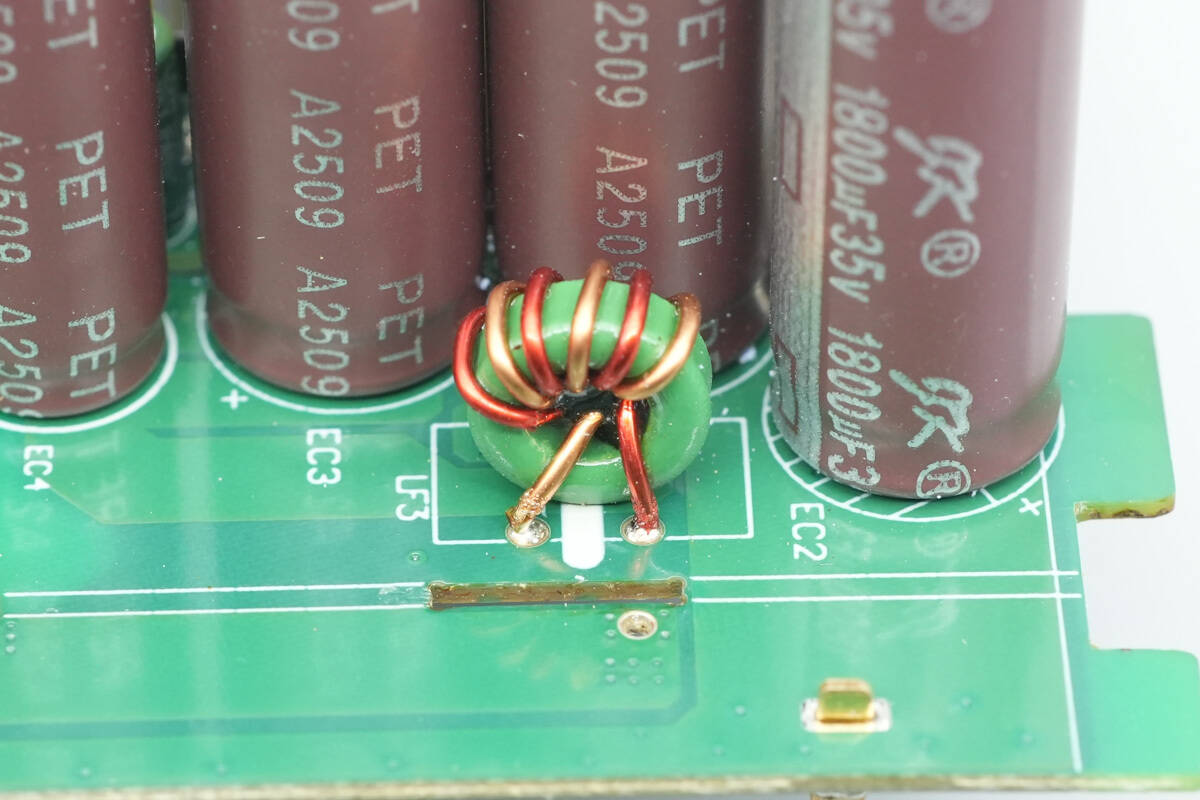 Teardown of Highsay C1 Pro 140W Ultra Charger-Chargerlab