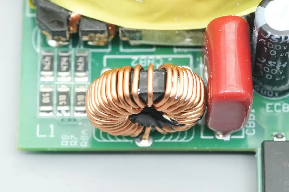 Teardown of Highsay C1 Pro 140W Ultra Charger-Chargerlab