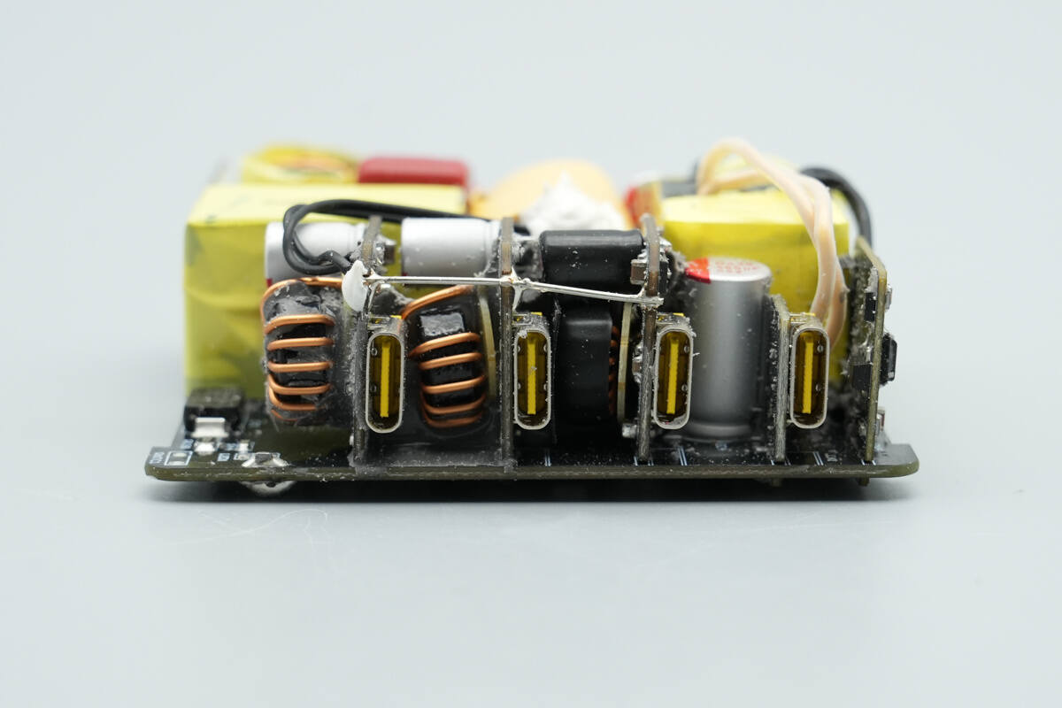 Teardown of Pisen 160W 4-USB-C GaN Charger (TP-C81)-Chargerlab