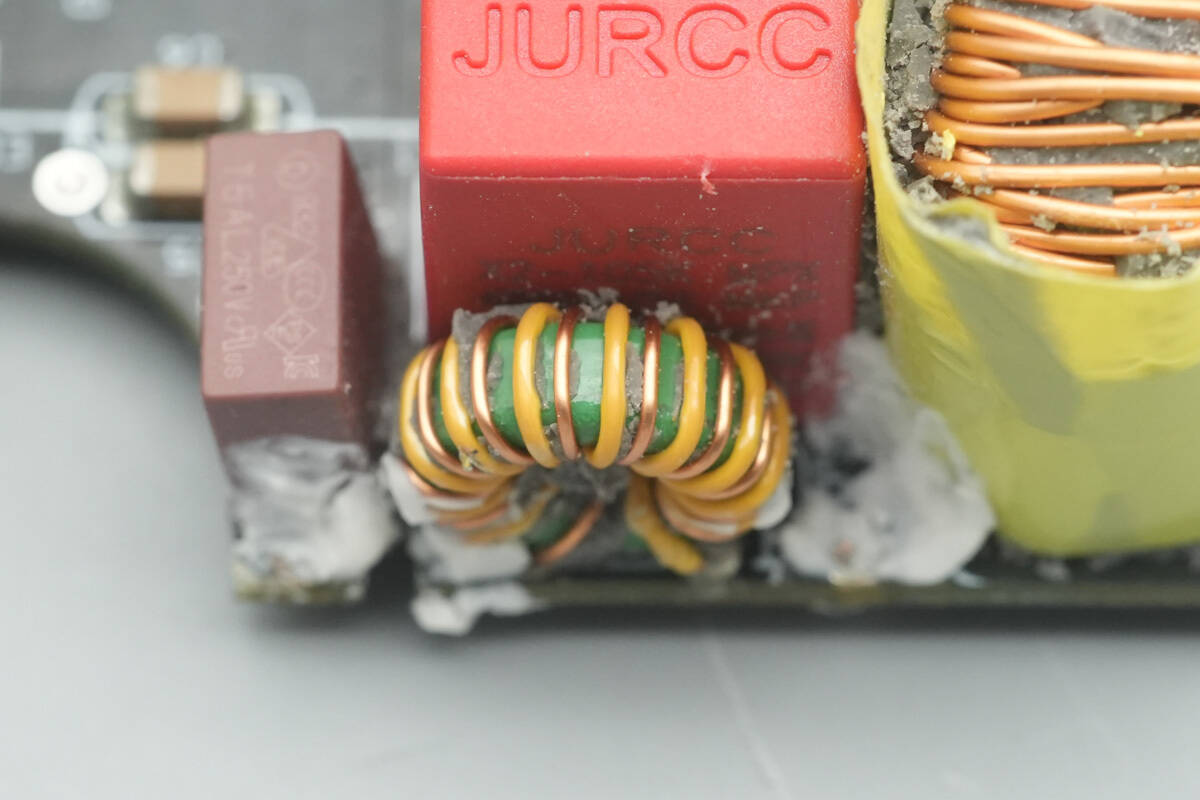 Teardown of Pisen 160W 4-USB-C GaN Charger (TP-C81)-Chargerlab