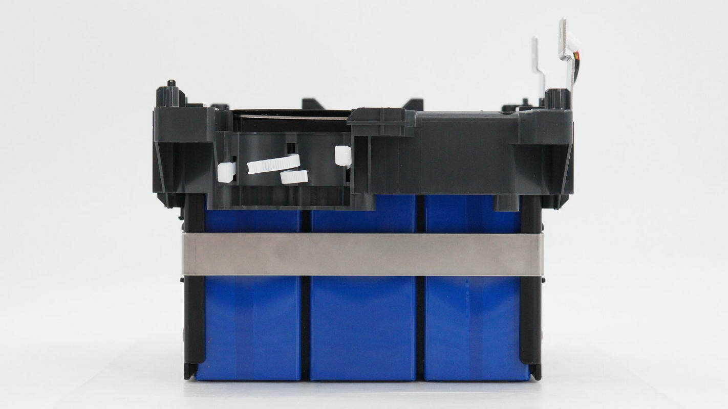 Teardown of DJI Power 1000 Mini Power Station (DYM1000M)-Chargerlab