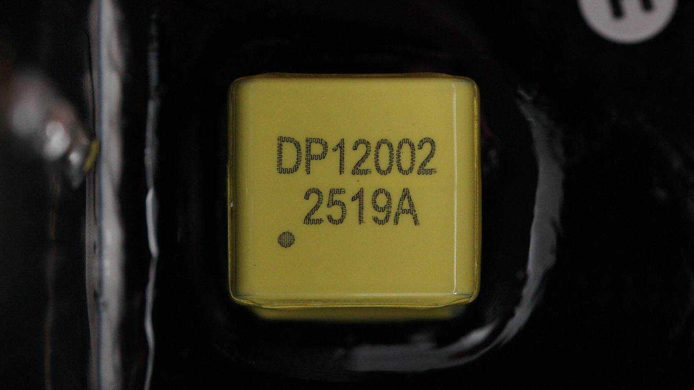 Teardown of DJI Power 1000 Mini Power Station (DYM1000M)-Chargerlab