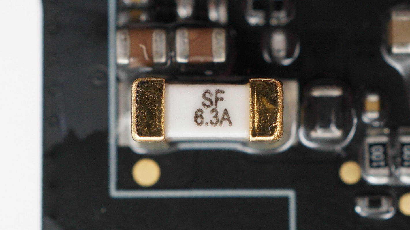 Teardown of DJI Power 1000 Mini Power Station (DYM1000M)-Chargerlab