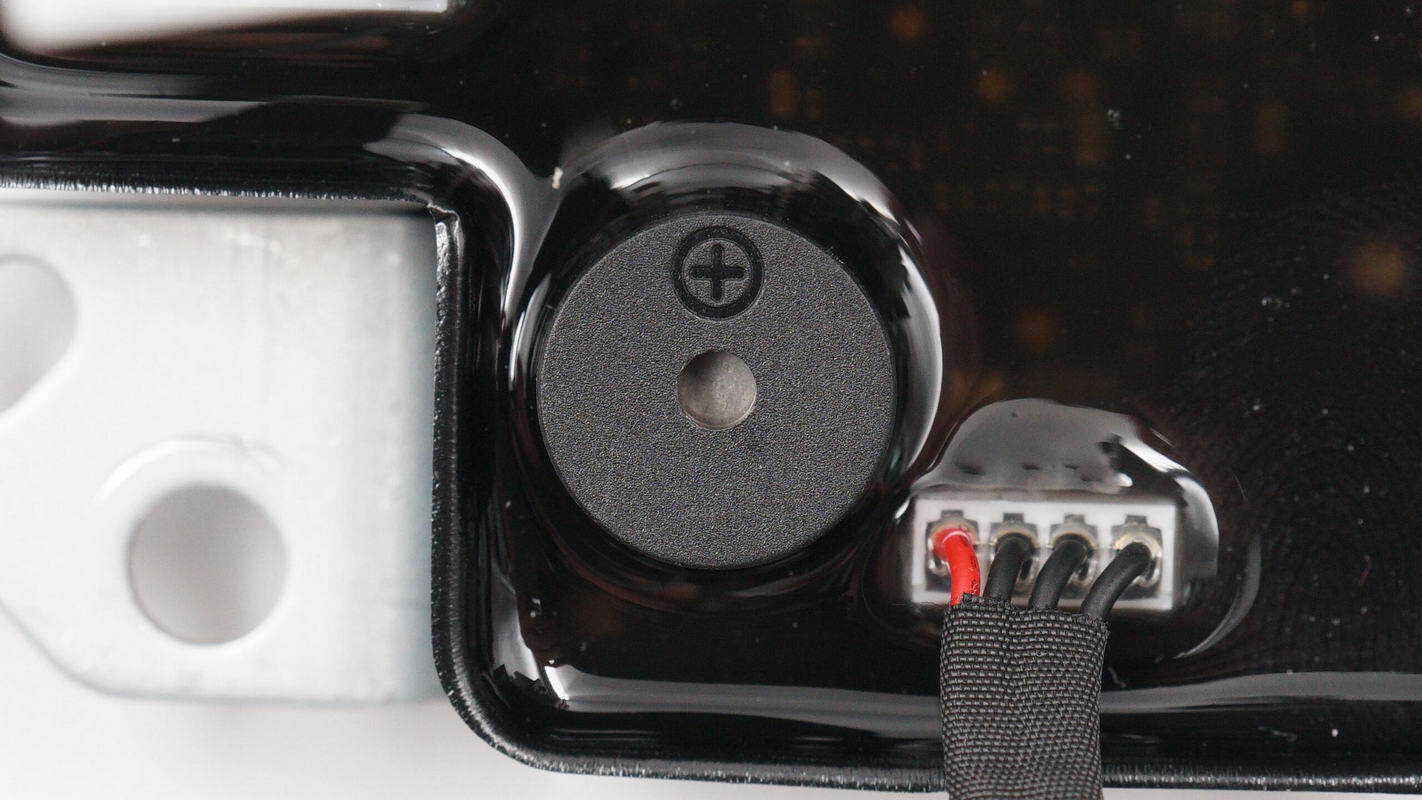 Teardown of DJI Power 1000 Mini Power Station (DYM1000M)-Chargerlab