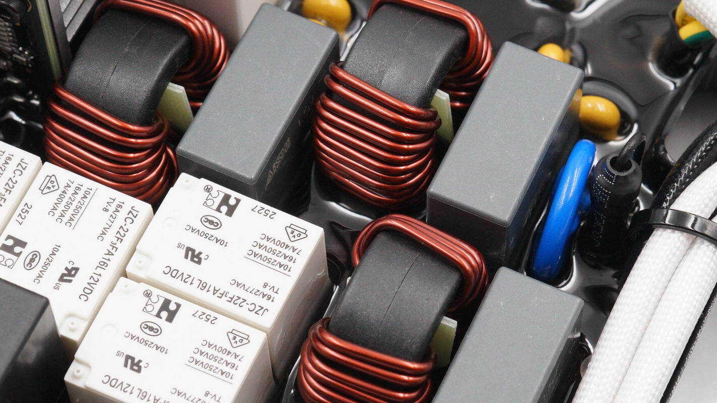 Teardown of DJI Power 1000 Mini Power Station (DYM1000M)-Chargerlab