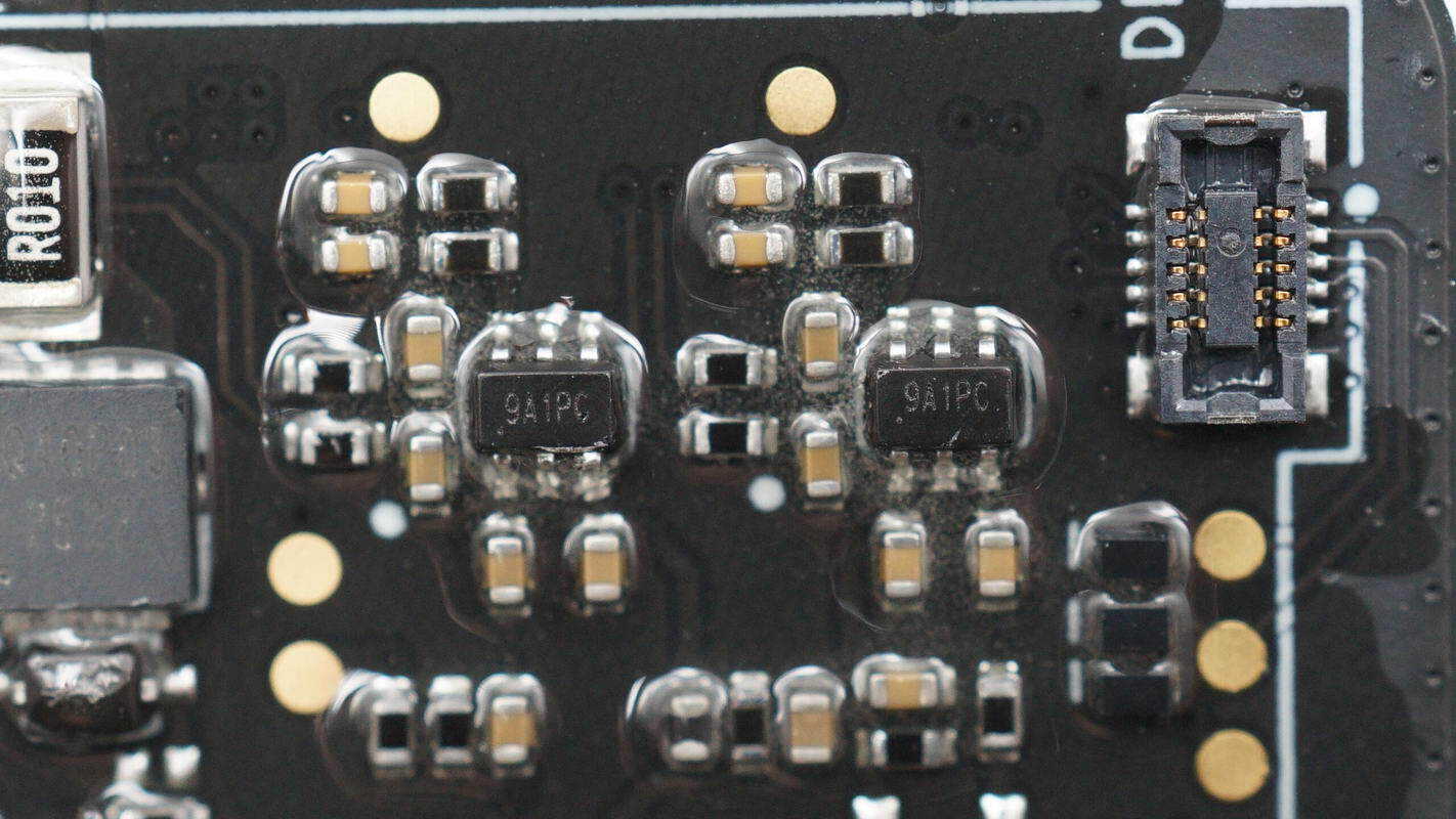 Teardown of DJI Power 1000 Mini Power Station (DYM1000M)-Chargerlab