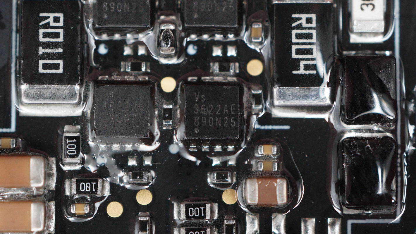 Teardown of DJI Power 1000 Mini Power Station (DYM1000M)-Chargerlab