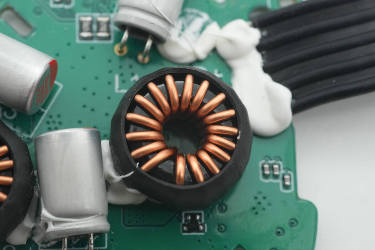 Teardown of Anker Nano 75W Car Charger (A2738)-Chargerlab