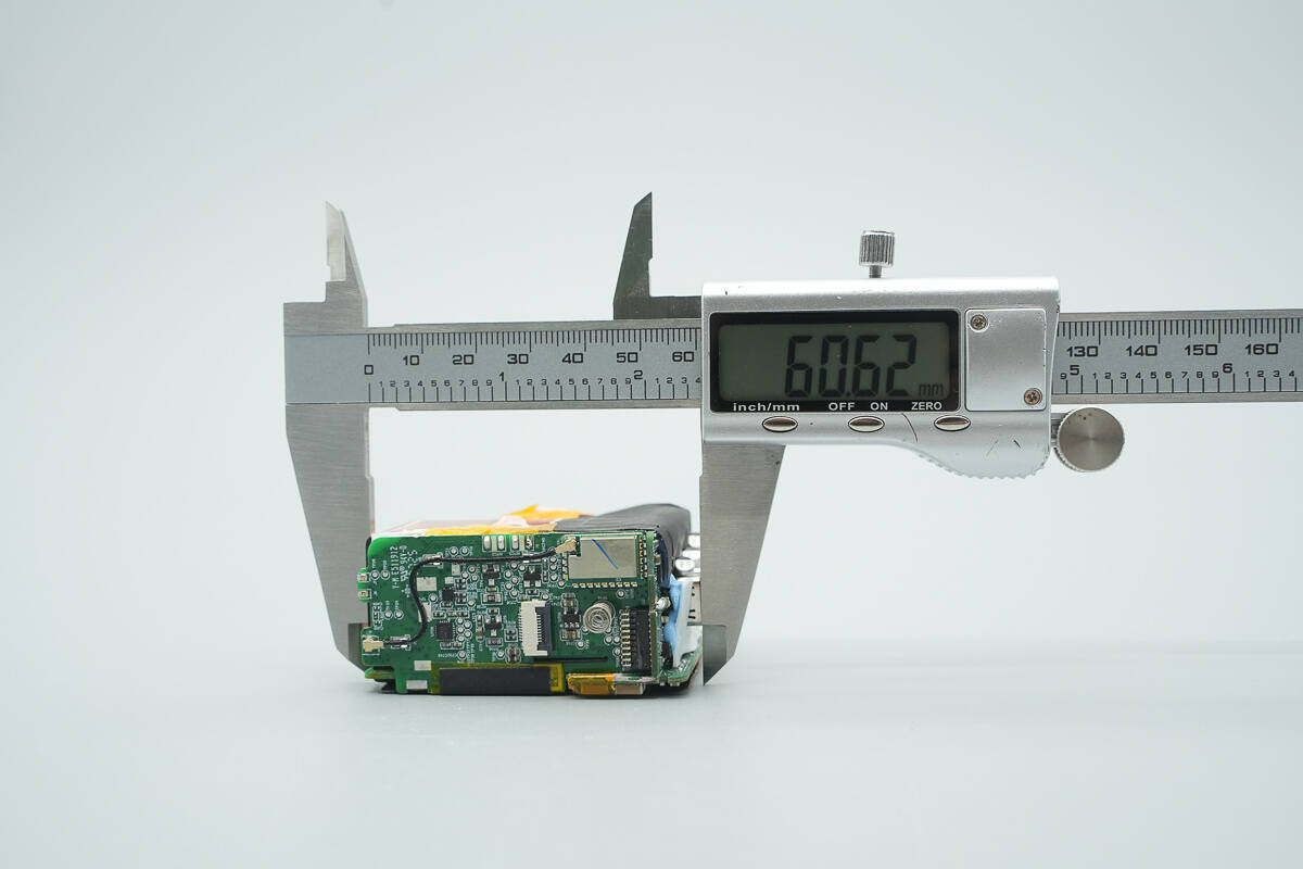 Teardown of Anker Prime 160W Charger with Smart Display (A2687)-Chargerlab