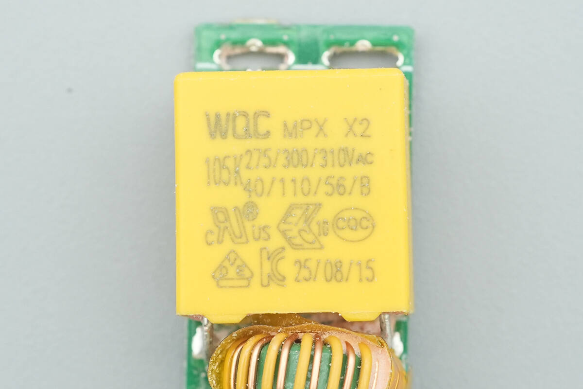 Teardown of Anker Prime 160W Charger with Smart Display (A2687)-Chargerlab