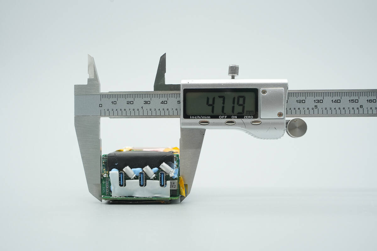 Teardown of Anker Prime 160W Charger with Smart Display (A2687)-Chargerlab