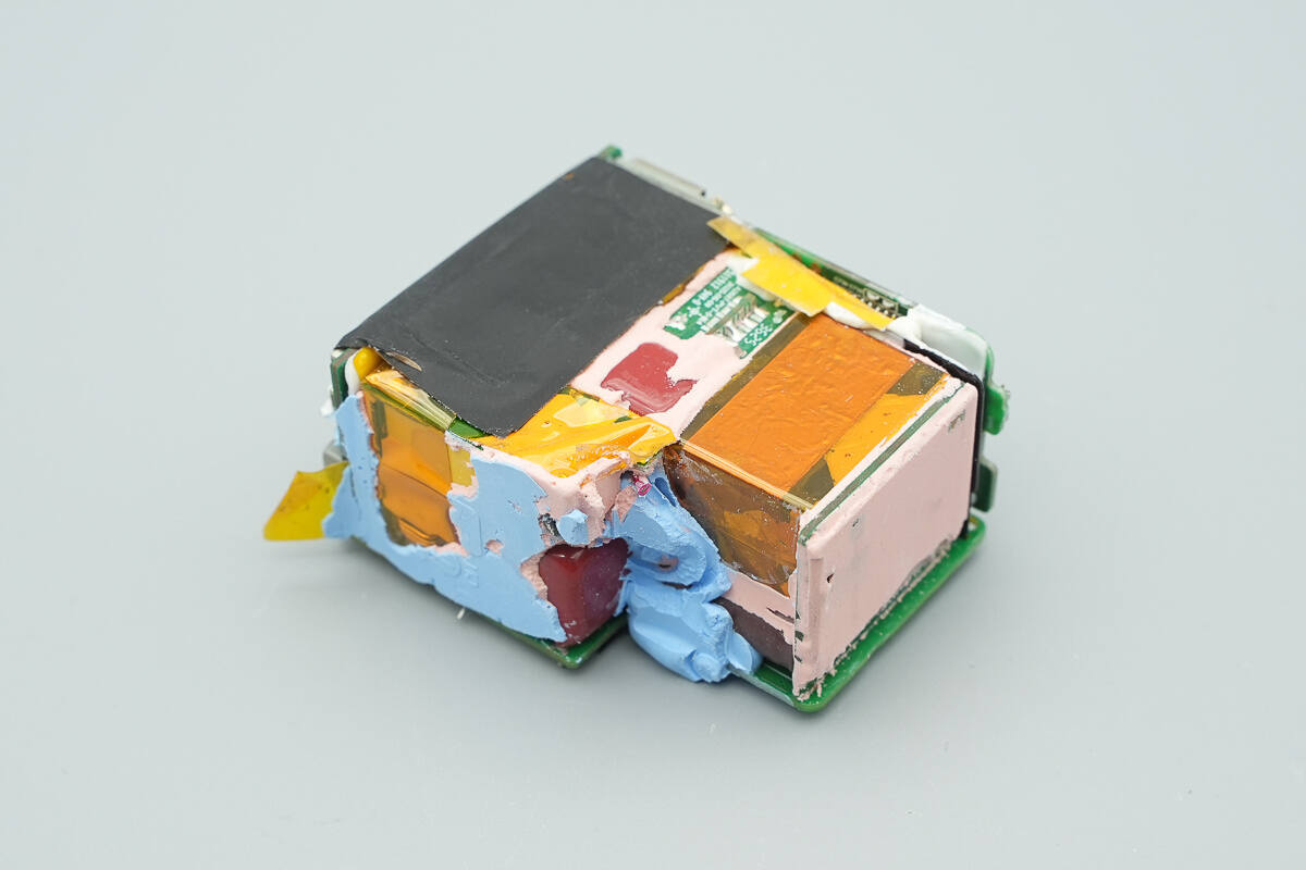 Teardown of Anker Prime 160W Charger with Smart Display (A2687)-Chargerlab