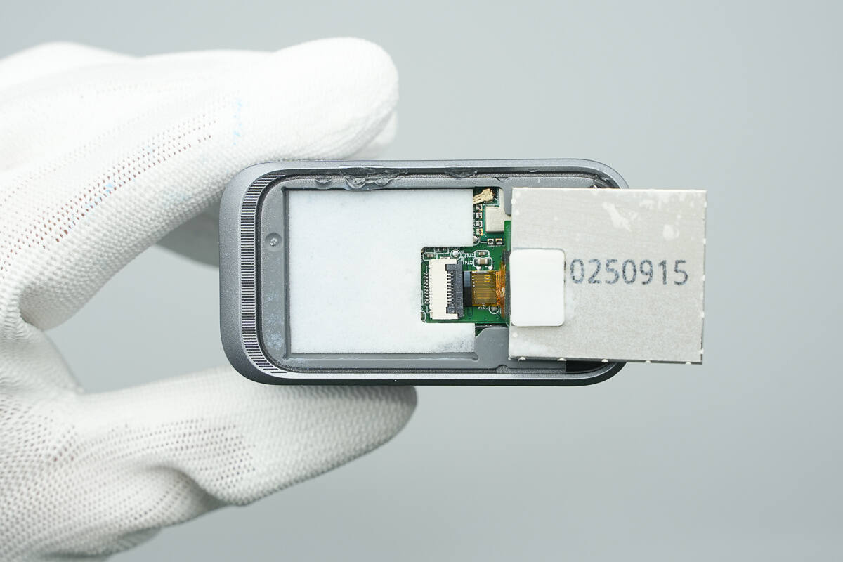 Teardown of Anker Prime 160W Charger with Smart Display (A2687)-Chargerlab