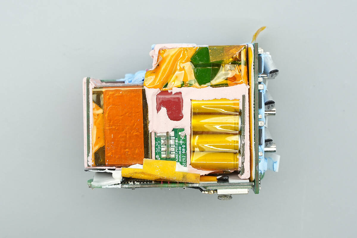 Teardown of Anker Prime 160W Charger with Smart Display (A2687)-Chargerlab