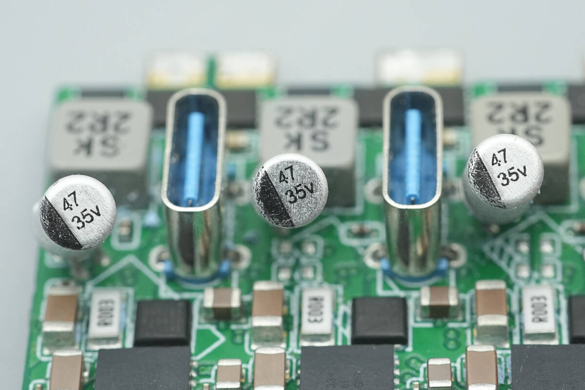 Teardown of Anker Prime 160W Charger with Smart Display (A2687)-Chargerlab