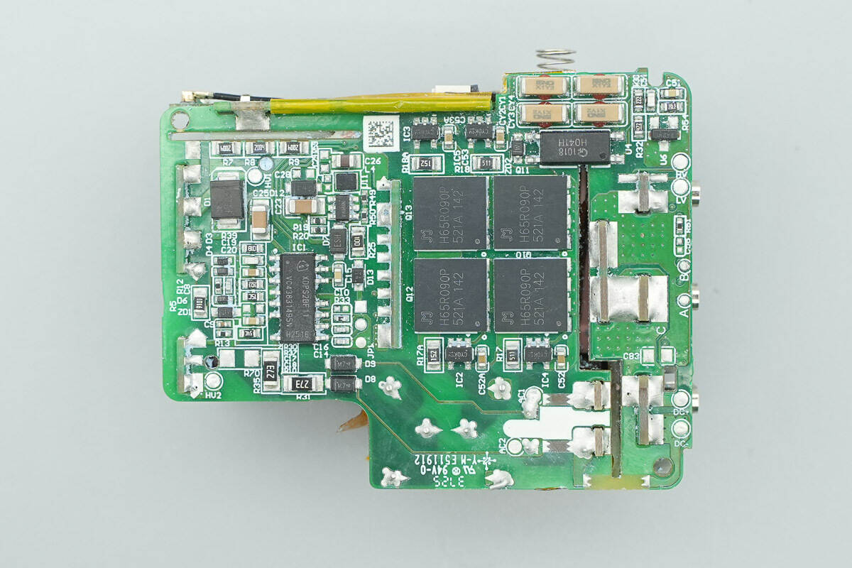 Teardown of Anker Prime 160W Charger with Smart Display (A2687)-Chargerlab